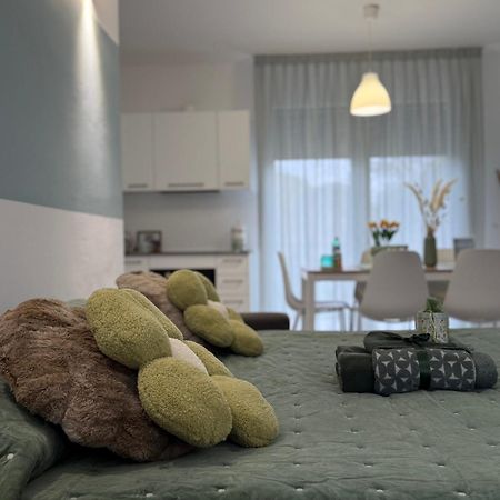 "La Terrazza Di Via Roma" Delta Del Po - Private Parking Appartement Porto Viro Buitenkant foto